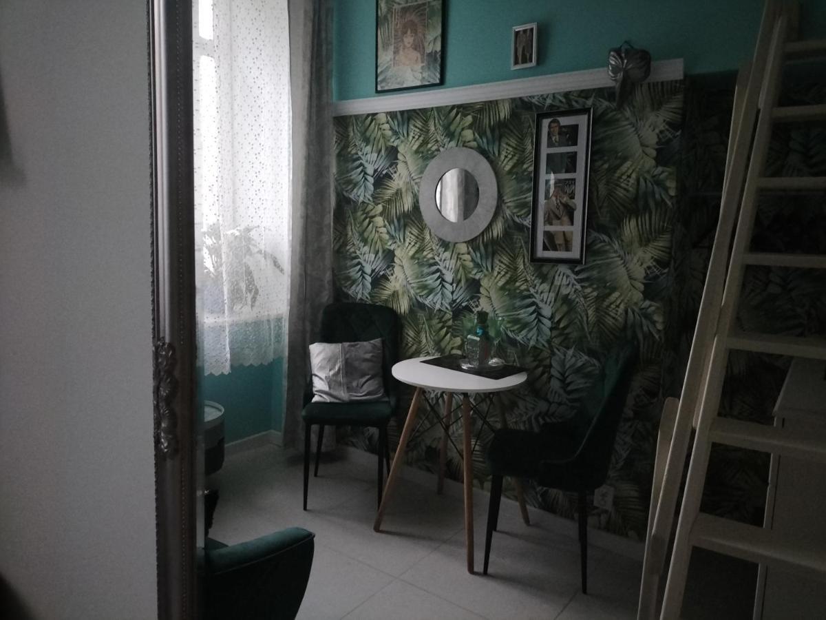 Bed and Breakfast Dobranoc Лодзь Экстерьер фото